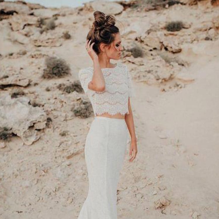 10 Ideas de vestidos de dos piezas para novias