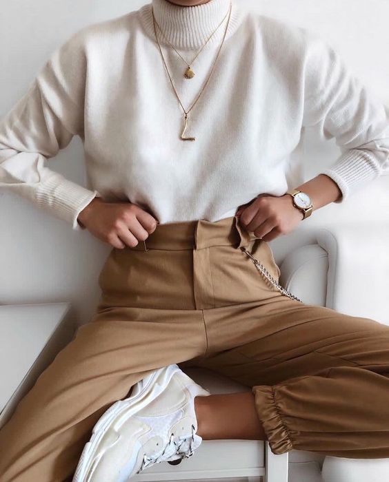 pantalon y sueter oficina