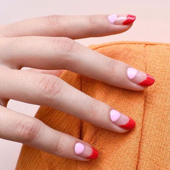 10 diseños de uñas rojas que te harán lucir elegante 7