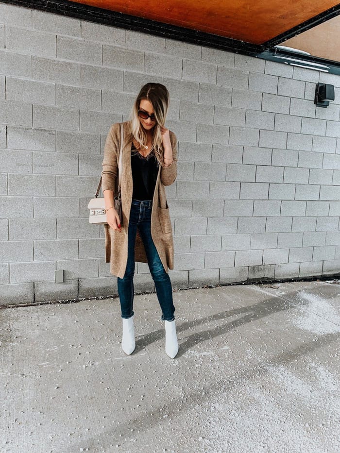 winter-outfit-ideas-white-ankle-boots-life-with-aco-ottawa-fashion | Mujer  de 10
