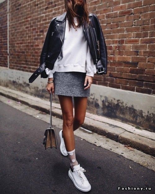 10 outfits de invierno para lucir tus tenis blancos 9