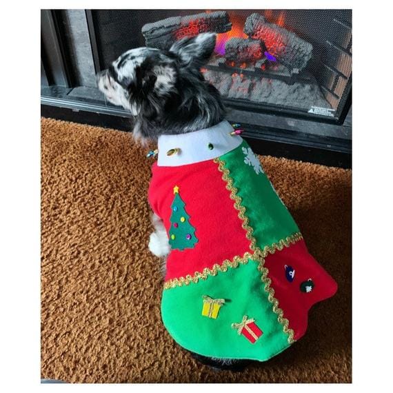 10 ugly sweaters para perros que harán tu navidad divertida 3