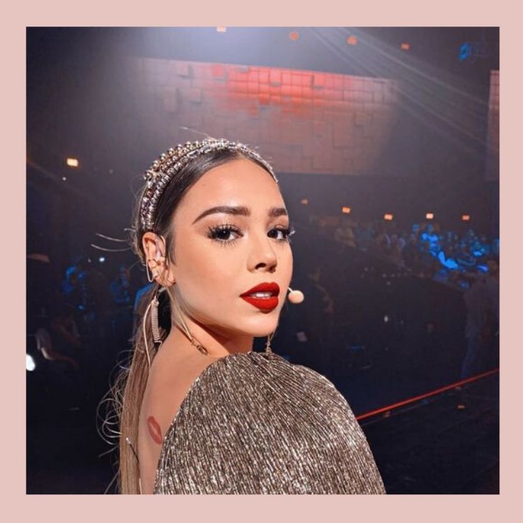 Danna Paola y otros artistas darán conciertos en Instagram