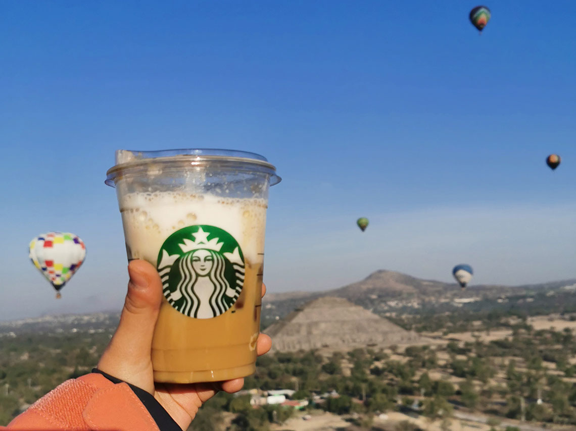 Nuevas bebidas frías de Starbucks, ¡cloud macchiato! con más espuma 3