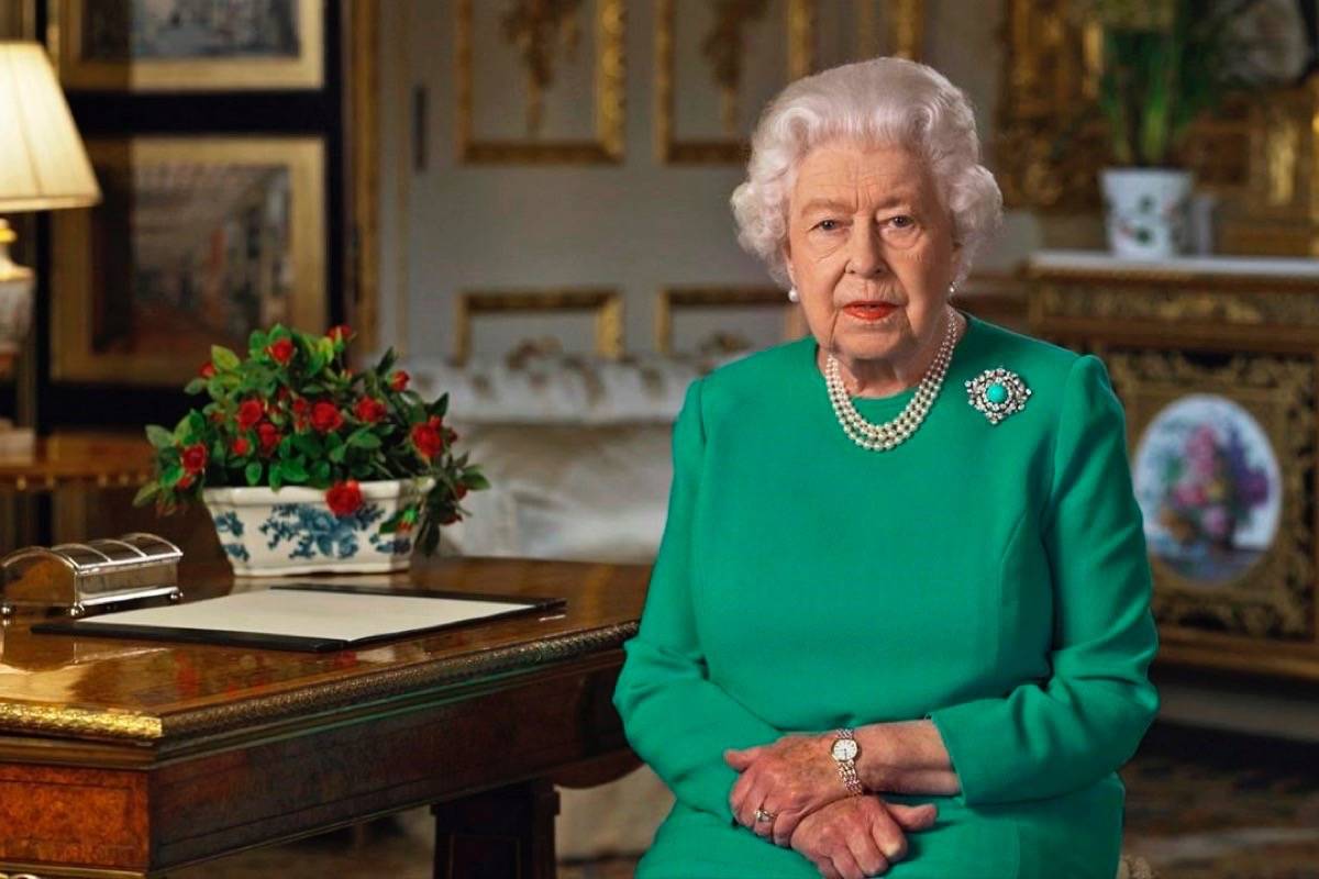 21185055-web1-200406-rda-queen-delivers-message-of-hope-to-uk-amid-virus-outbreak-royals-1