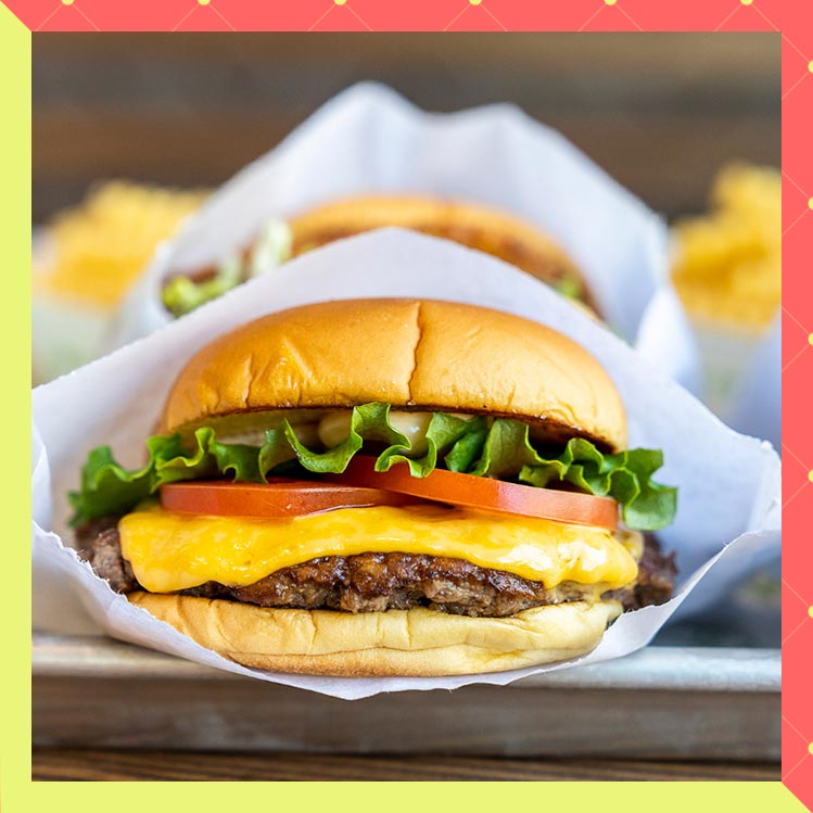 Shake Shack crea kits ¡para hacer hamburguesas en casa!