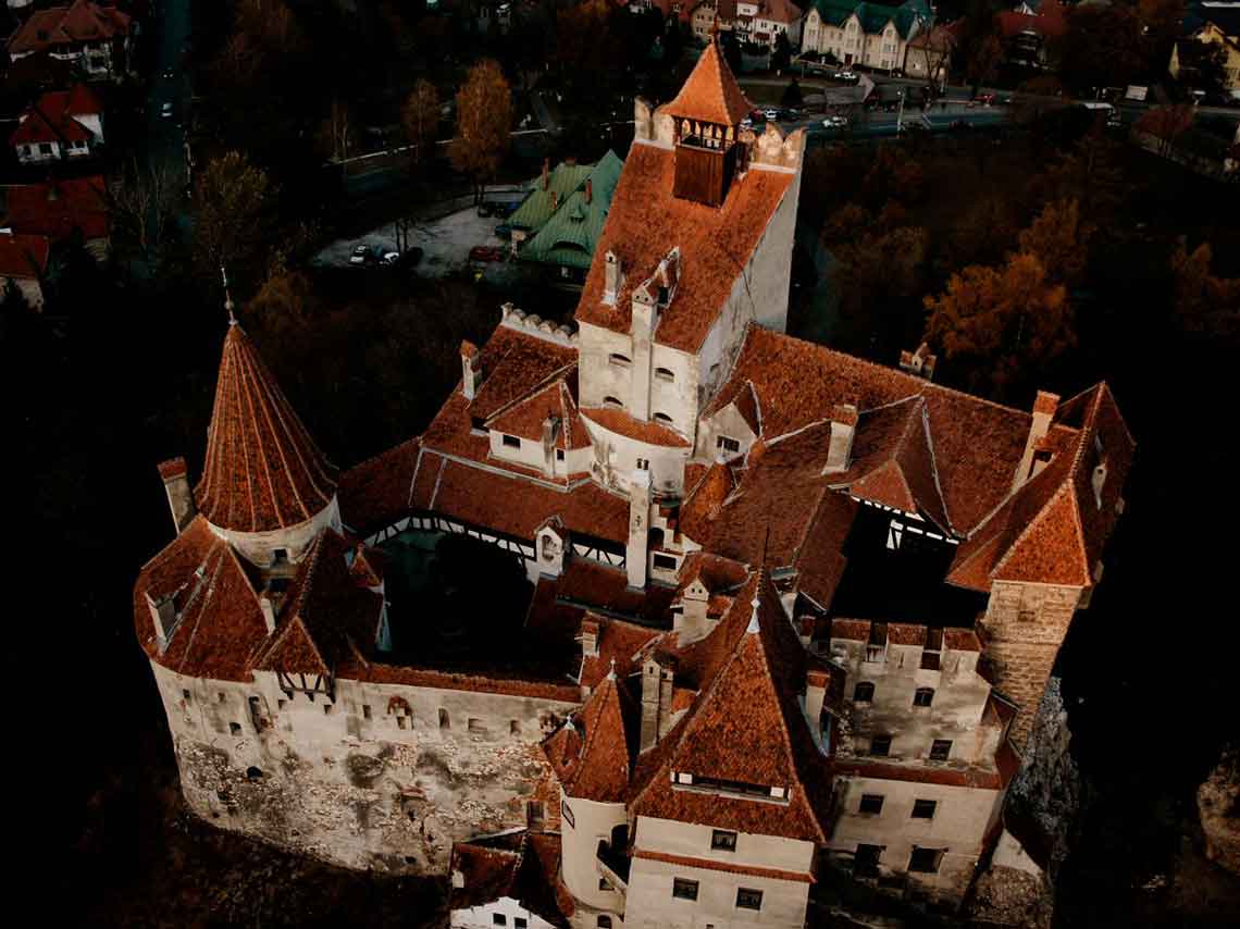 Visita el castillo de Drácula en Transilvania con Google 0