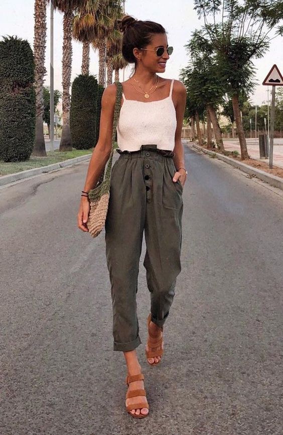 10 outfits elegantes verde militar que son perfectos para verano 5