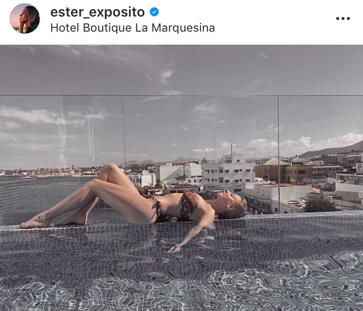 Abdomen Ester Expósito