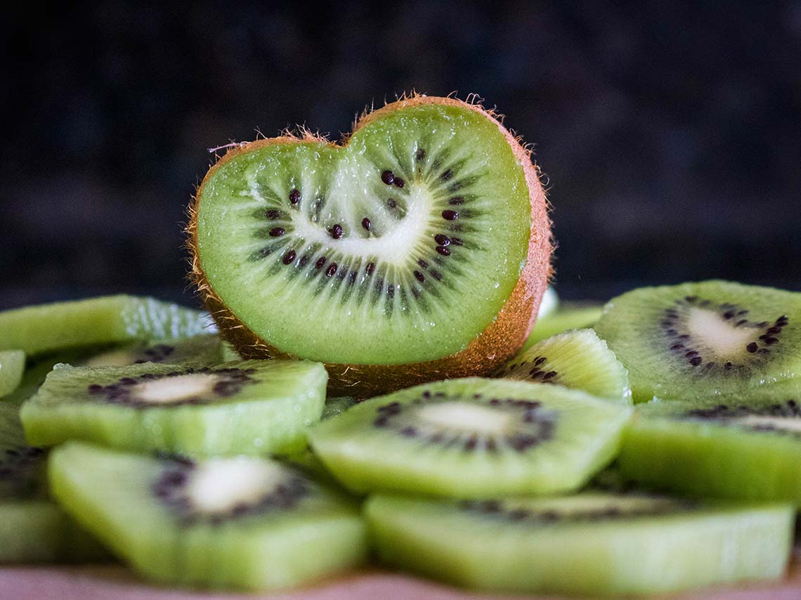 5 grandes beneficios de comer kiwi poco conocidos 3