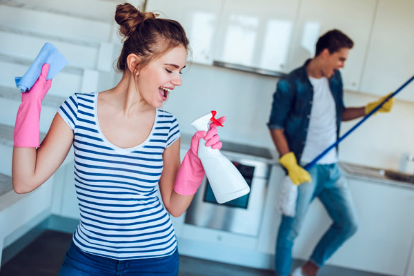 Secretos de limpieza básicos para cuidar a tu familia