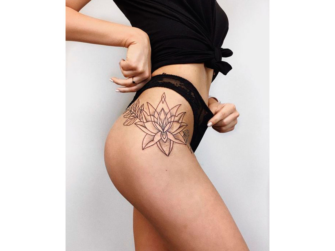 10 ideas de tatuajes en glúteos que se ven súper sexy 1