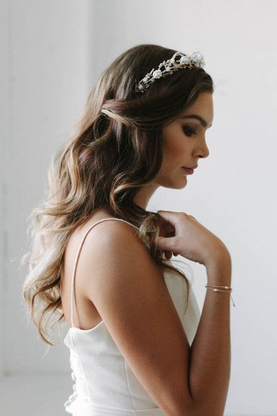 peinados-novia-con-diadema