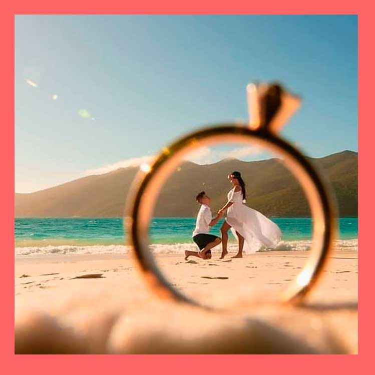 10 fotos que tienes que tomarte con tu anillo de compromiso