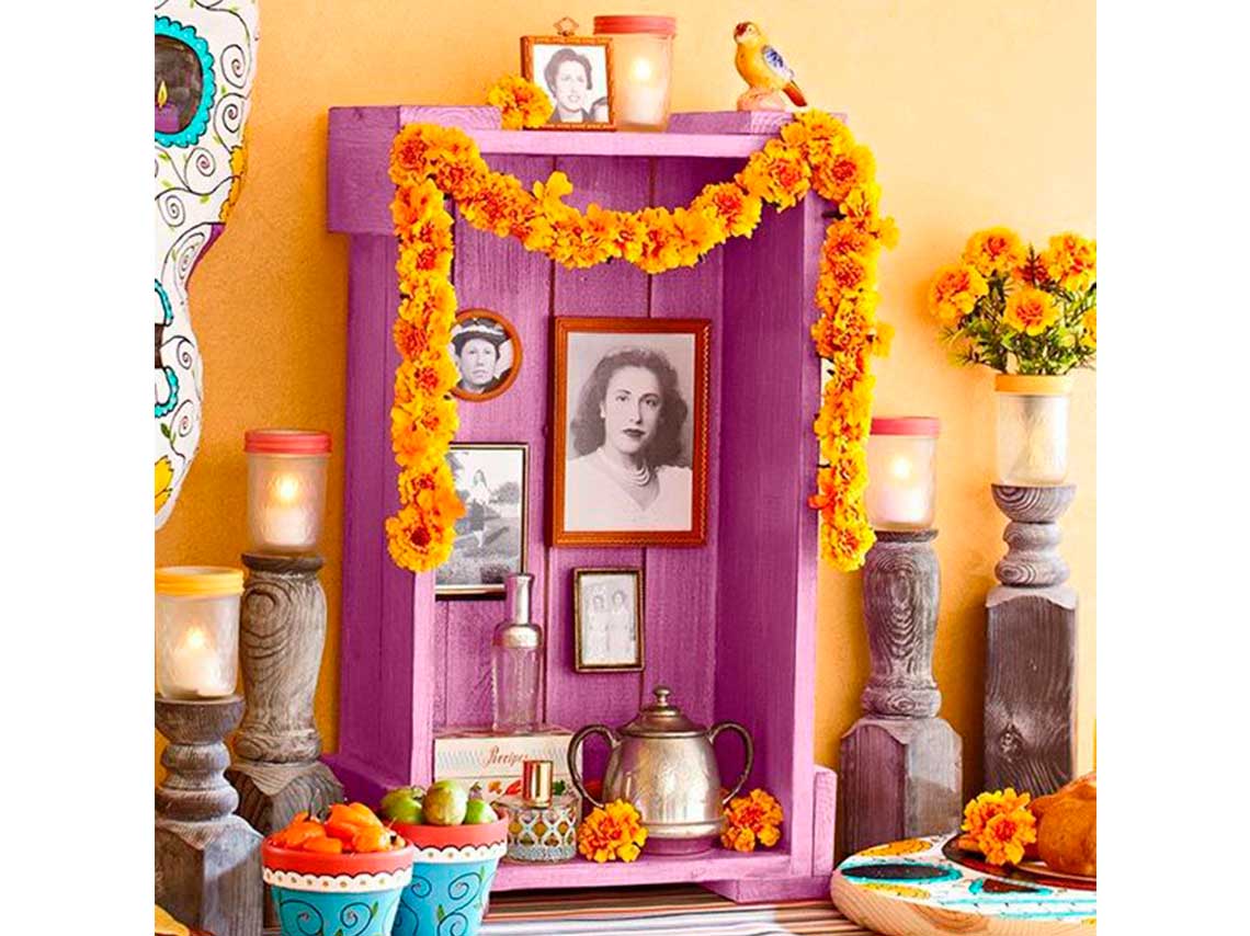 7 altares de Día de muertos creativos que deberías intentar 0