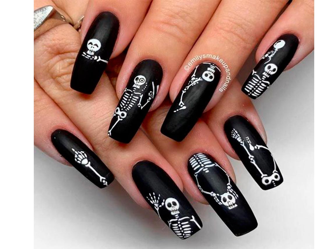 10 diseños de uñas espeluznantes perfectas para Halloween 8