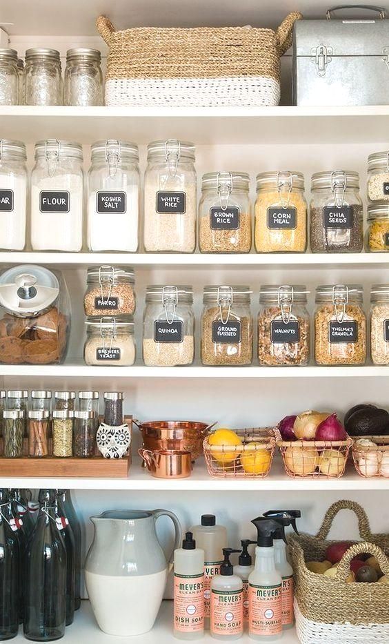 10 tips de expertas para organizar perfectamente tu cocina pequeña 6