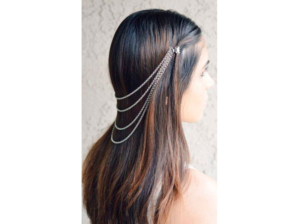 10 accesorios para llevar el cabello suelto con cubrebocas 7