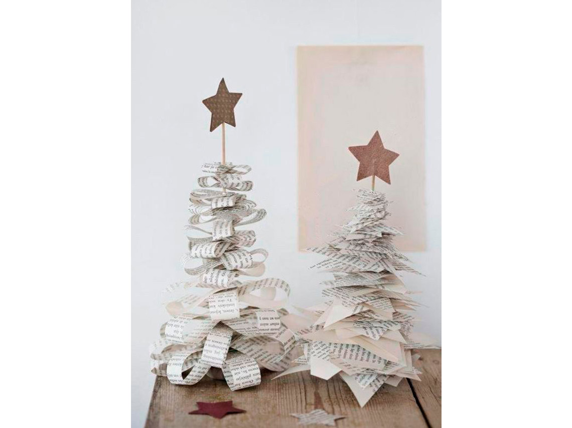 10 ideas para decorar con mini árboles de Navidad 17
