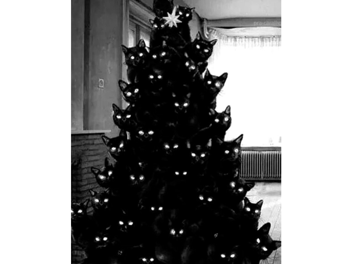 10 ideas para tener un Halloween Christmas Tree esta Navidad 17