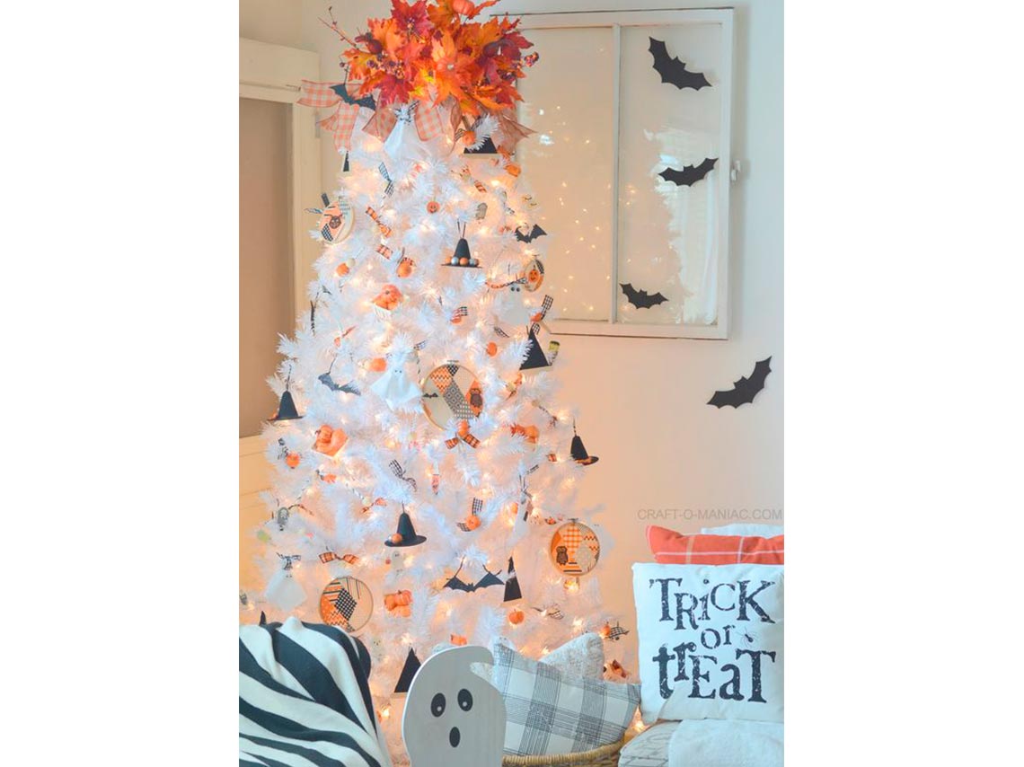 10 ideas para tener un Halloween Christmas Tree esta Navidad 4