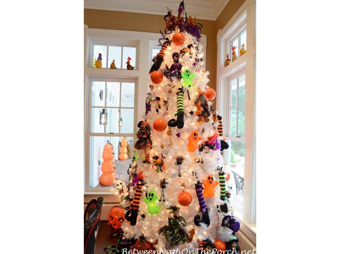 10 ideas para tener un Halloween Christmas Tree esta Navidad 7