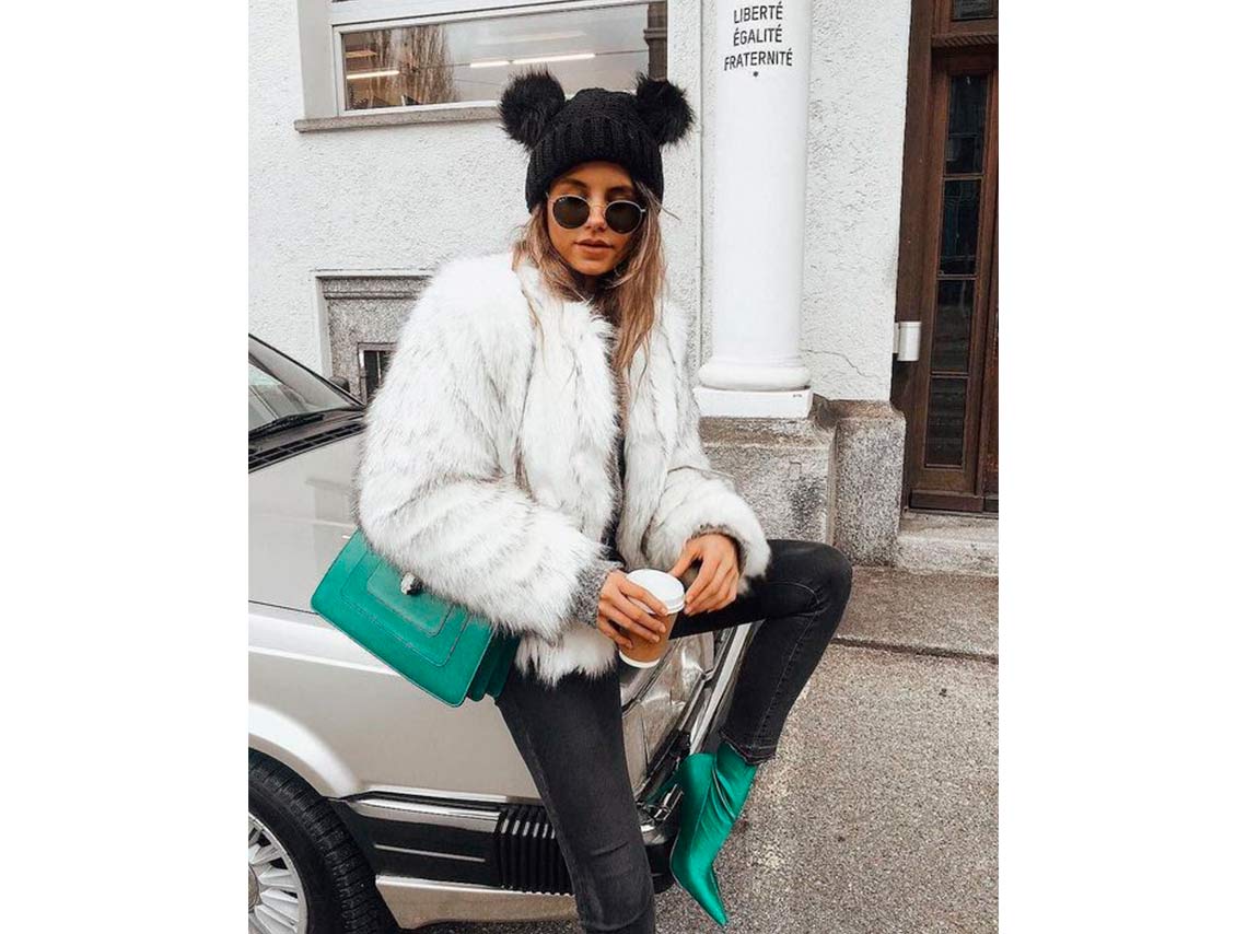 10 outfits con gorros de invierno para verte juvenil 9