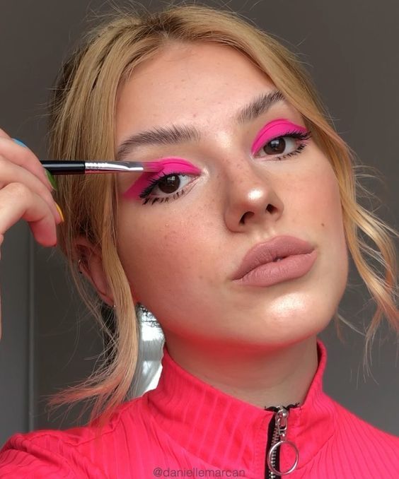 4 maquillajes en rosa para cualquier tono de piel 2