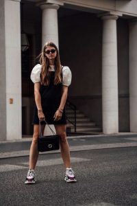 5 outfits con tenis para verte elegante 3