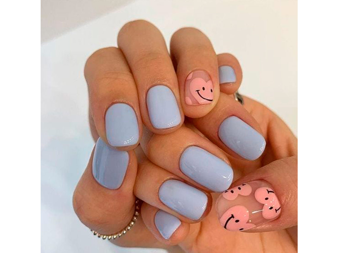 10 diseños de smile faces en uñas que te alegrarán el día 5