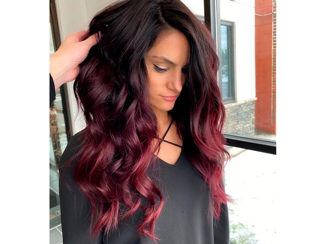 10 formas increíbles de llevar el color vino en tu cabello 9