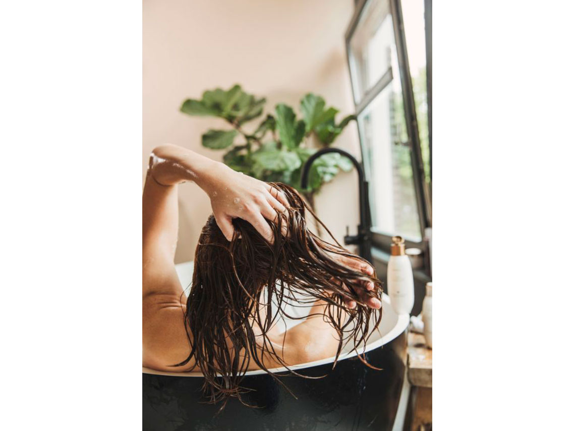 Rutina de 5 pasos para un cabello brilloso y con menos caída 0