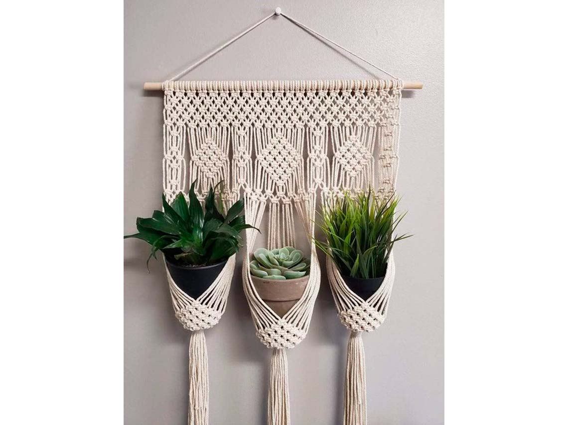 Ideas para decorar tus paredes con macetas y plantitas colgantes 8