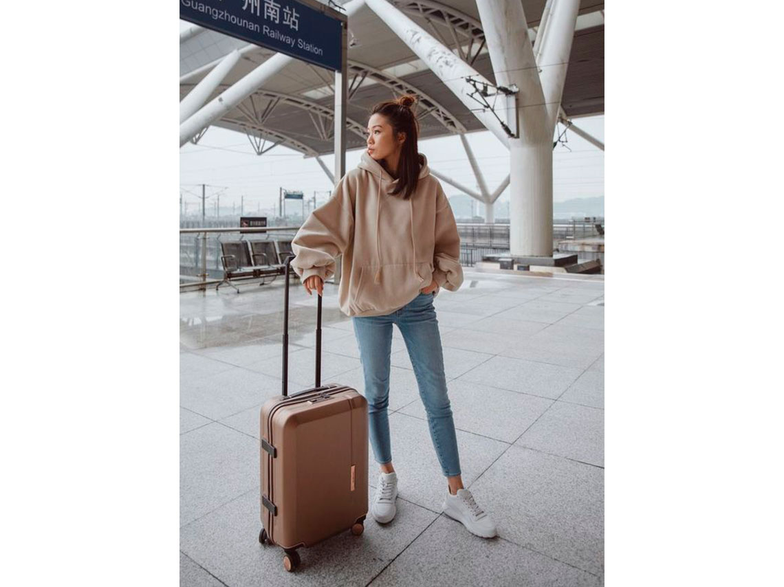 10 outfits para viajar cómoda para verte bien en las fotos 5