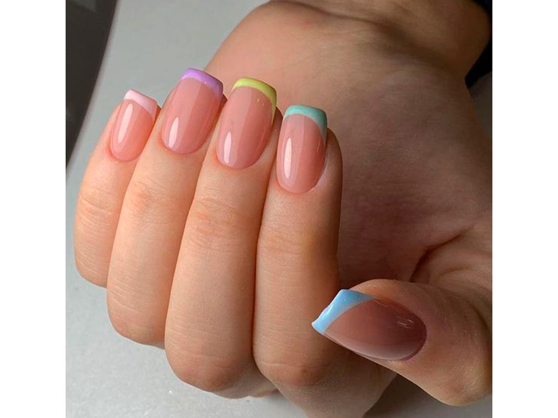 10 uñas de primavera coloridas que son fáciles de hacer 8