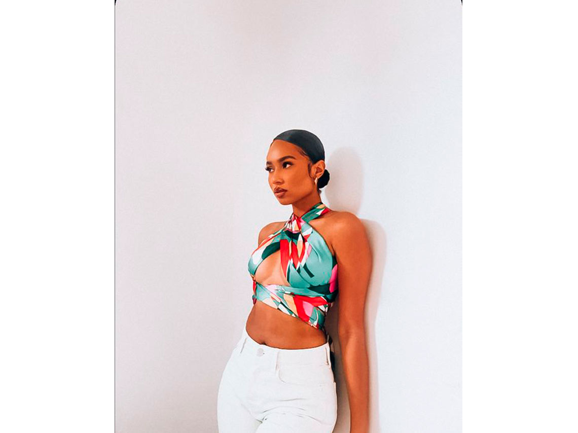 outfits con blusas halter