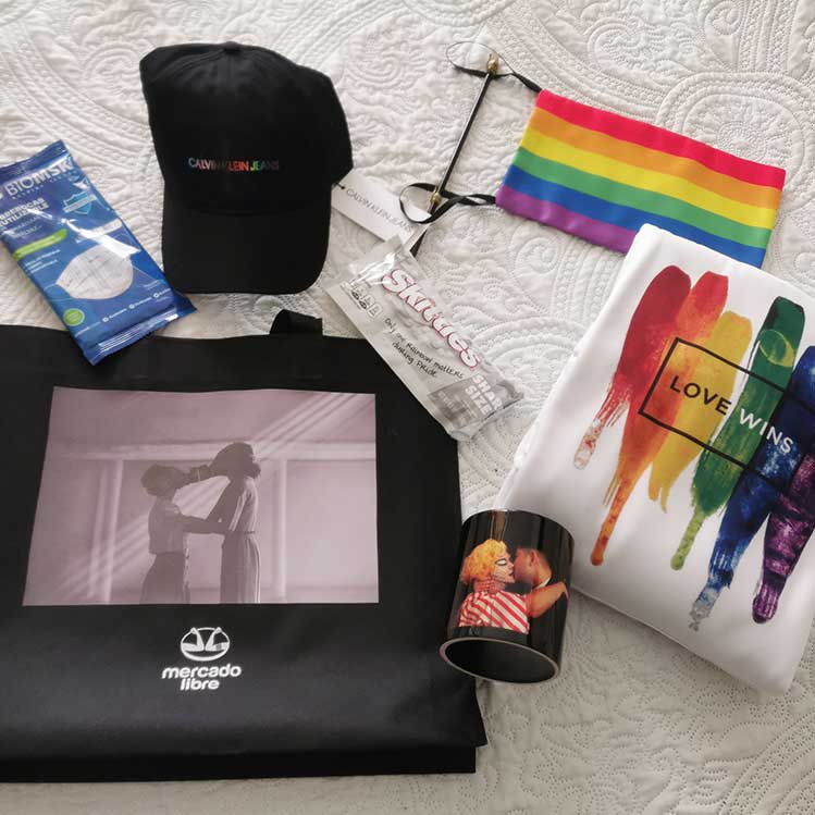 Mercado libre y su campaña Besos icónicos te regala artículos LGBTQ+