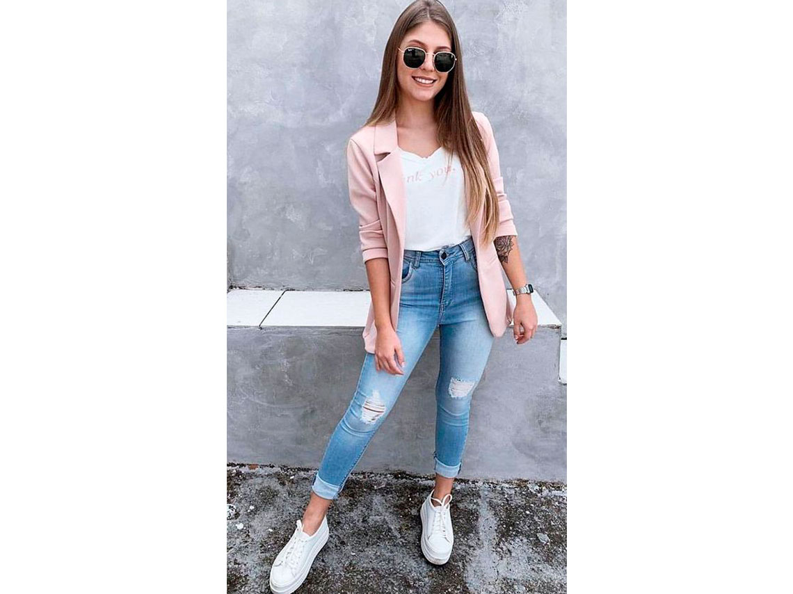 10 outfits con tenis para ir a la oficina, ¡te decimos cómo usarlos! |  Mujer de 10