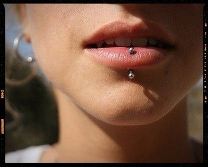 labret