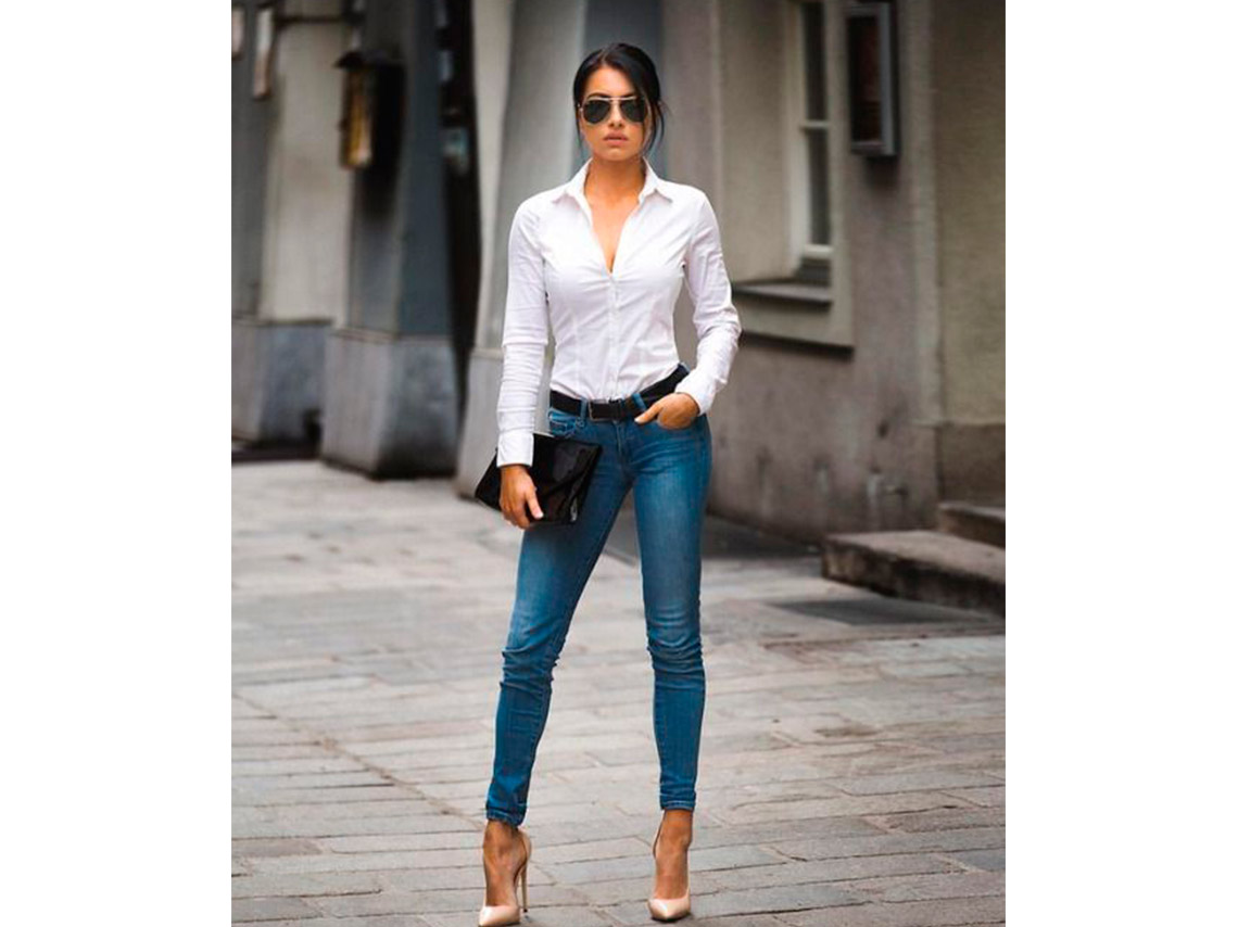 10 outfits con tacones y jeans para ir a trabajar y verte elegante