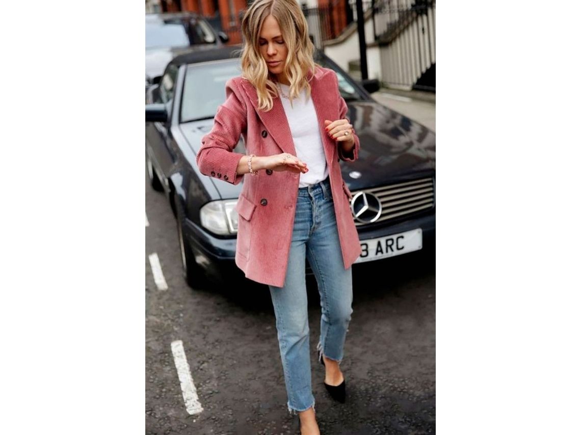 outfits con blazer y jeans para verte formal y casual