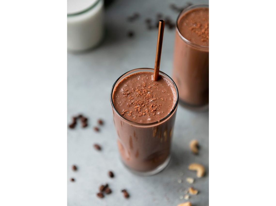 3 smoothies con cacao que te darán más energía