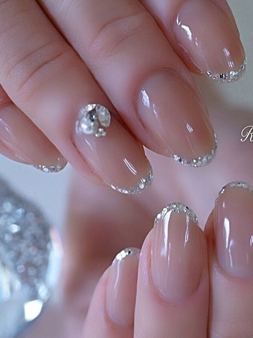 10-disenos-de-unas-elegantes-y-minimalistas-para-usar-en-tu-boda-3