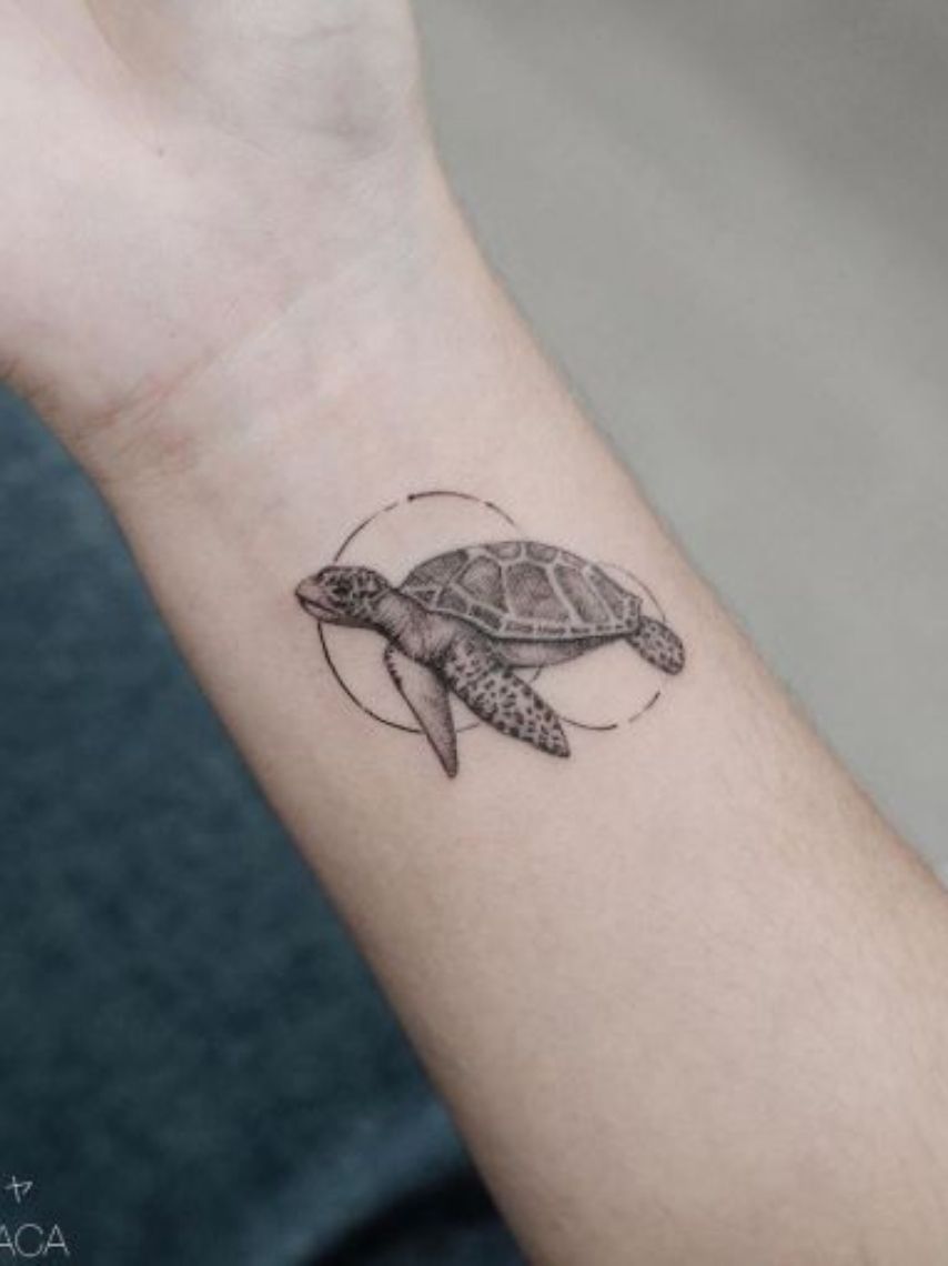 10-tatuajes-discretos-para-chicas-que-aman-el-mar