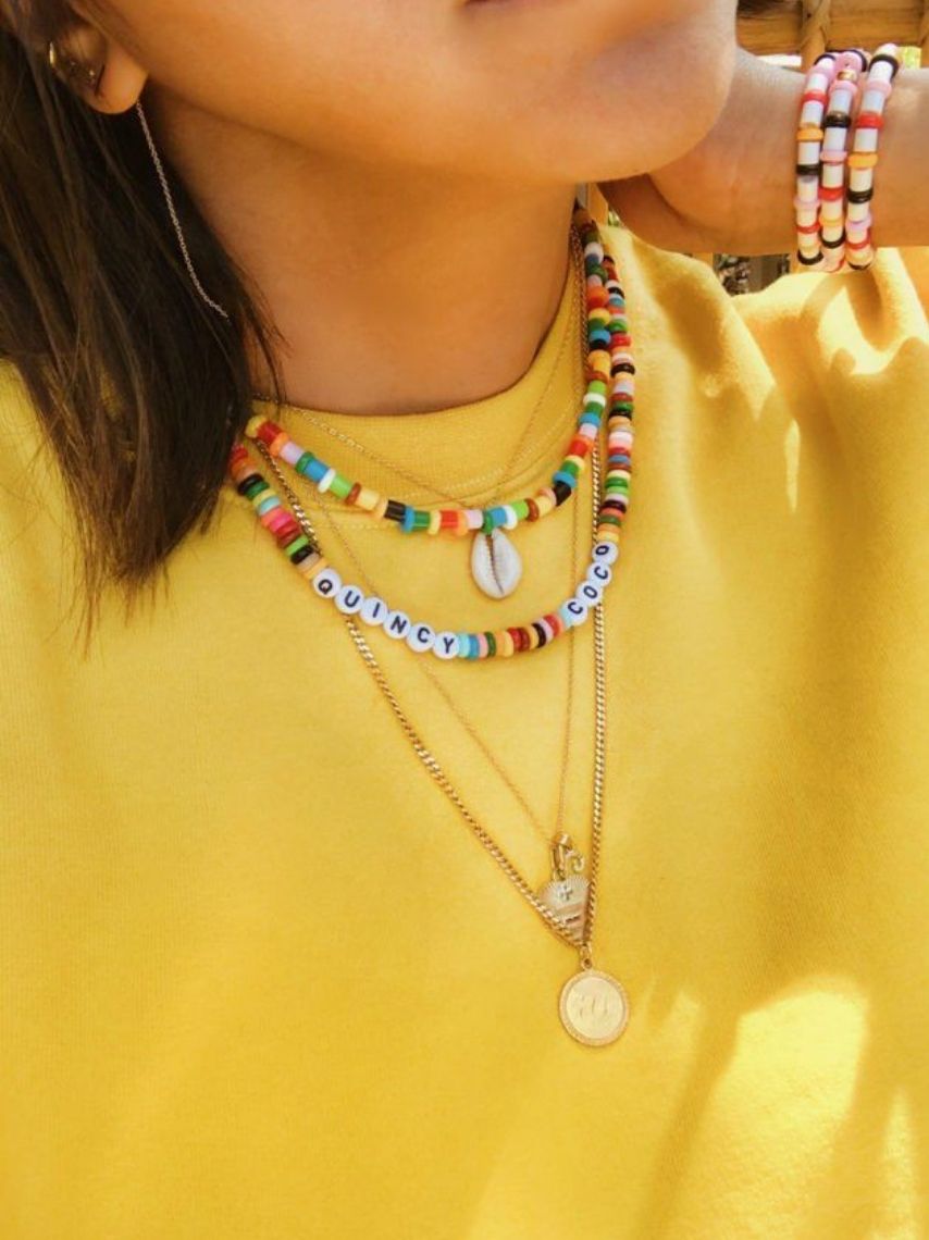 accesorios-coloridos-que-transformaran-tus-outfits--7