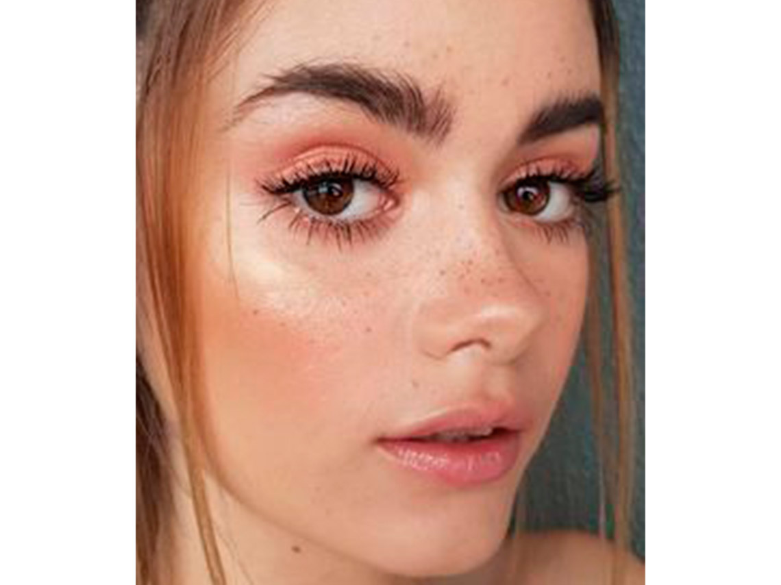 La nueva tendencia: ¡cejas gruesas al estilo 70´s y 80´s! mira como llevarla