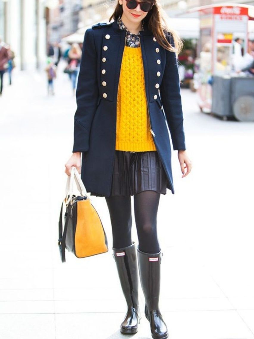 10-outfits-con-botas-de-lluvia-para-las-proximas-tardes-de-otono-12