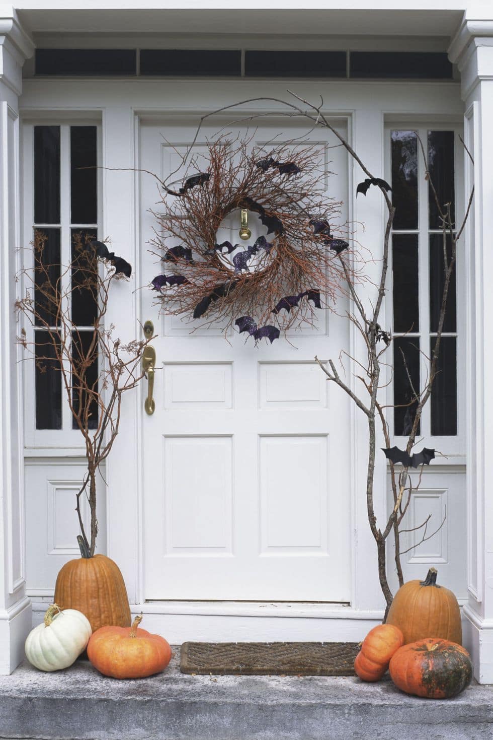 10-ideas-creativas-para-decorar-tu-puerta-en-hallowen-17