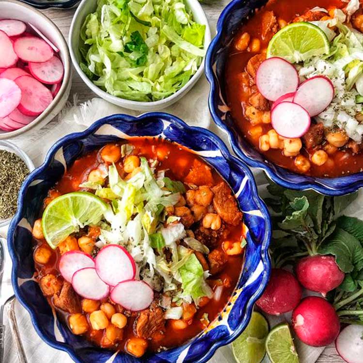 8 vinos para maridar pozole, tostadas y chiles para las Fiestas Patrias