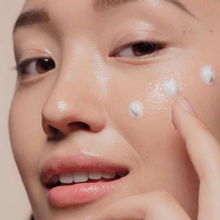 7 productos de skincare económicos para tener una piel de porcelana